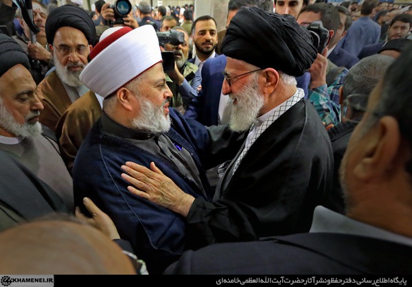شیعه انگلیسی و سنّی آمریکایی دو لبه یک قیچی اند شیعه انگلیسی و سنّی آمریکایی دو لبه یک قیچی اند
